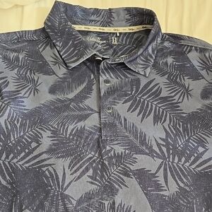 Walter Hagen Blue Short Sleeve Tee with Modern Botanical Design